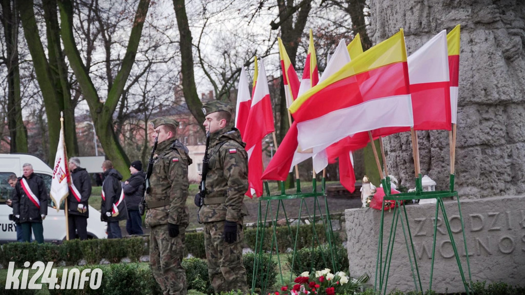 Uroczystości pod Pomnikiem Powstańców Wielkopolskich