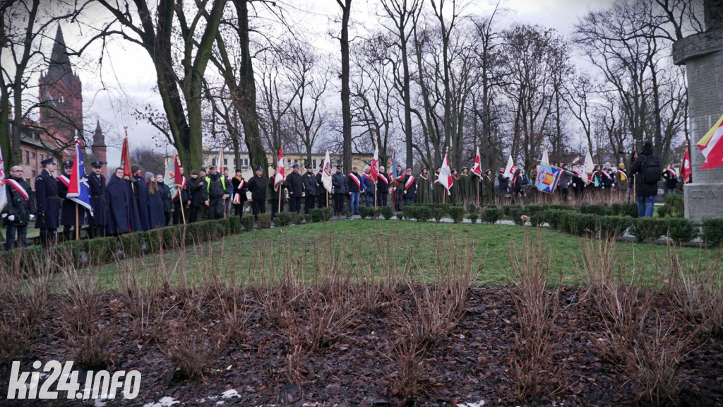 Uroczystości pod Pomnikiem Powstańców Wielkopolskich