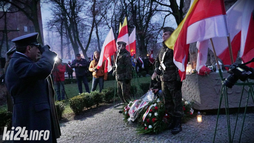 Uroczystości pod Pomnikiem Powstańców Wielkopolskich