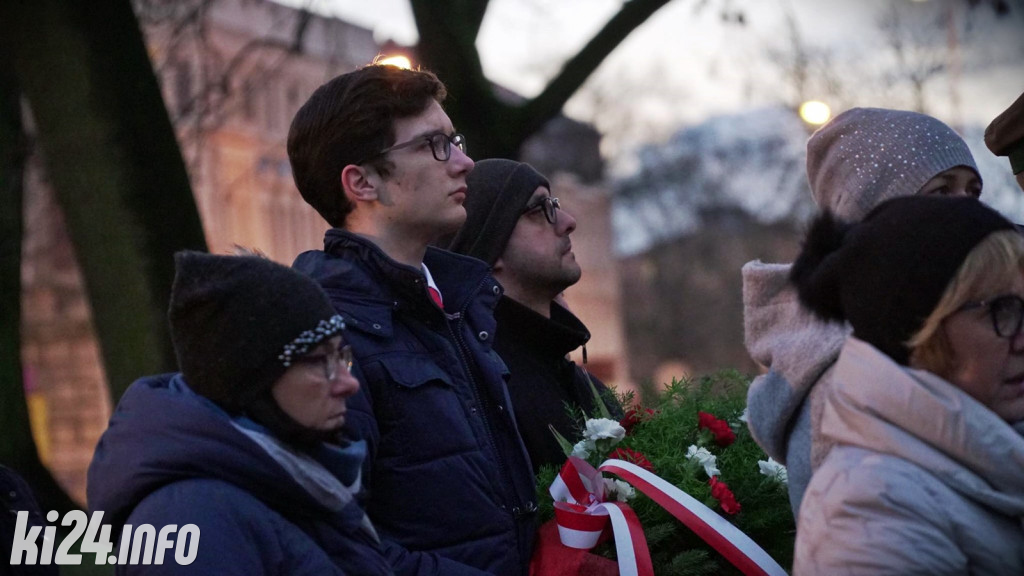 Uroczystości pod Pomnikiem Powstańców Wielkopolskich