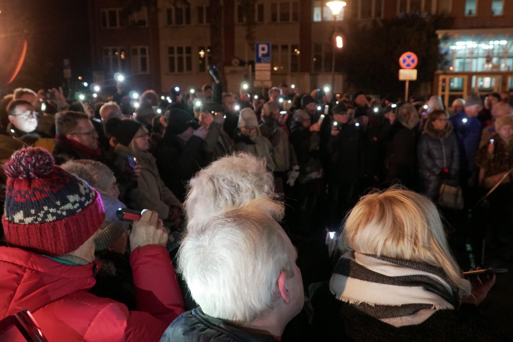 Wiec pamięci Pawła Adamowicza