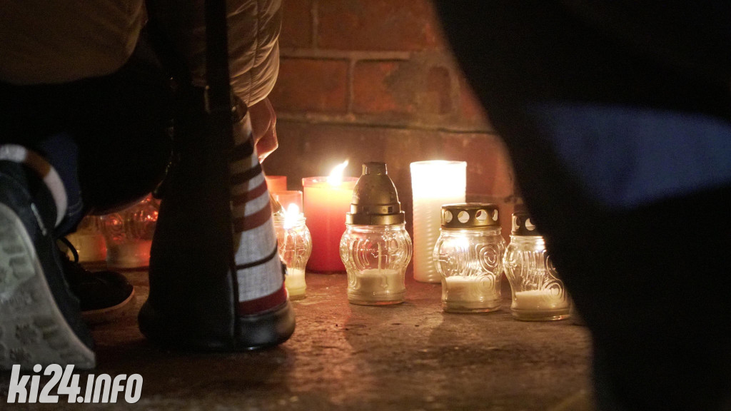 Wiec pamięci Pawła Adamowicza