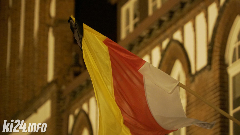 Wiec pamięci Pawła Adamowicza