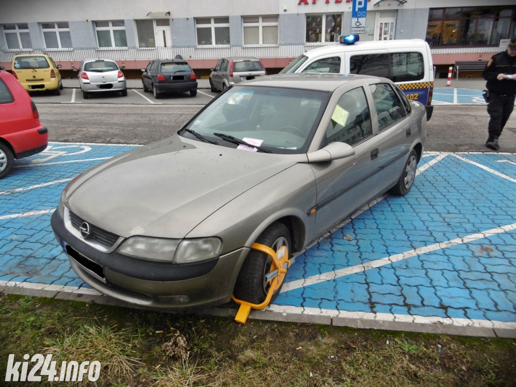 Mistrzowie parkowania po inowrocławsku