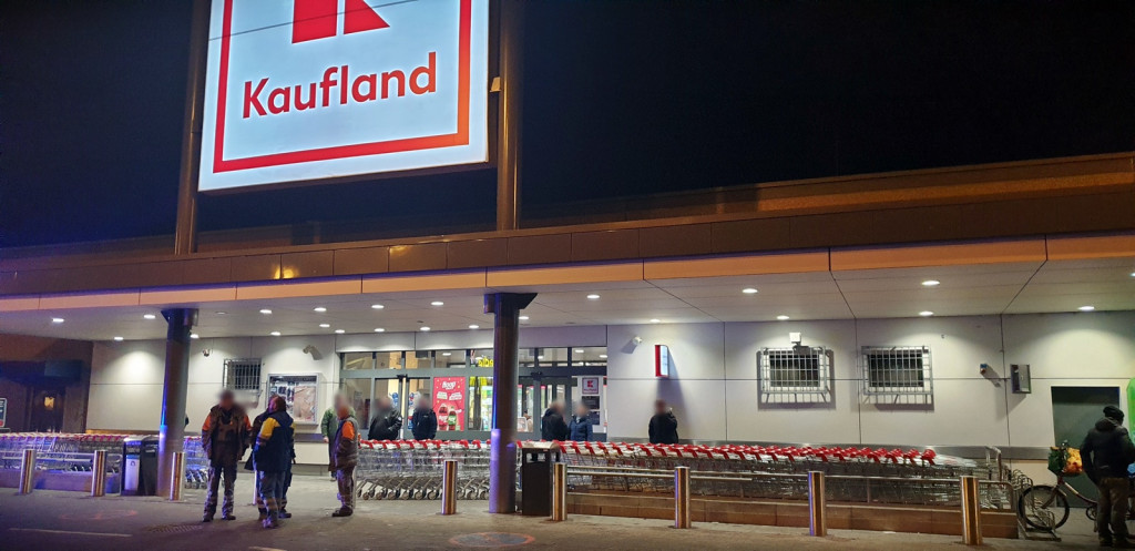 Alarm bombowy w Kauflandzie