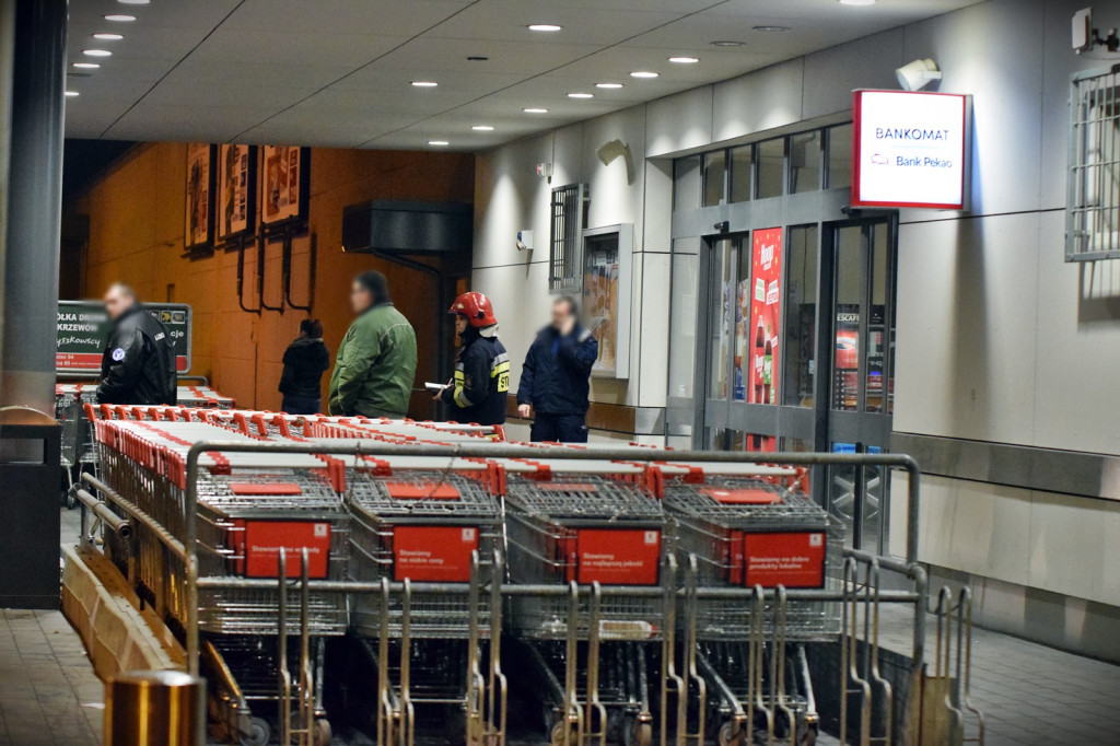 Alarm bombowy w Kauflandzie