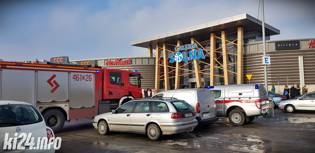 Alarm bombowy w Galerii Solnej