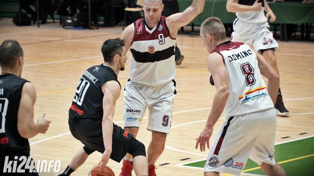 Domino wygrywa z Ogniwem Polbit Szczecin