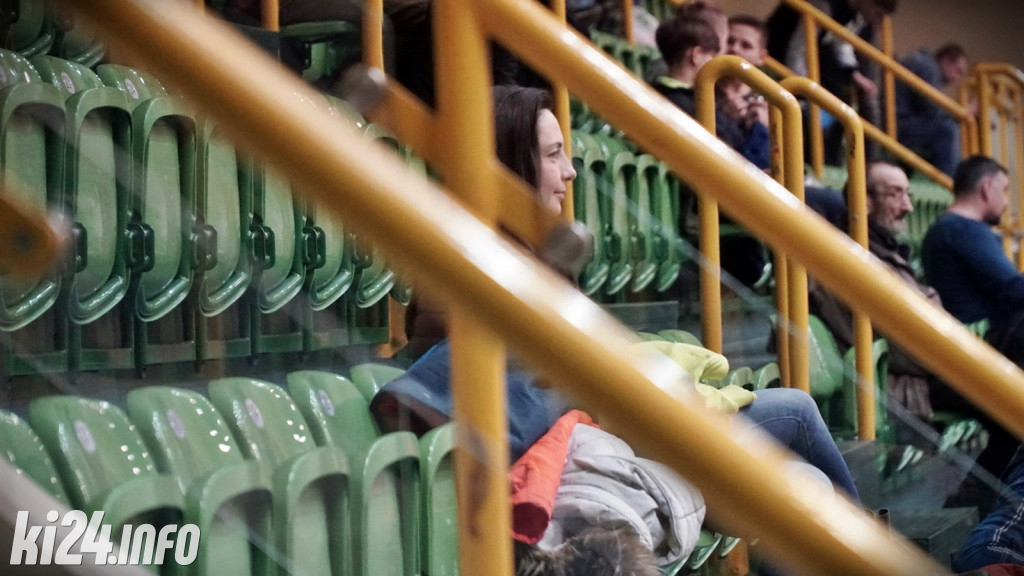 Domino wygrywa z Ogniwem Polbit Szczecin