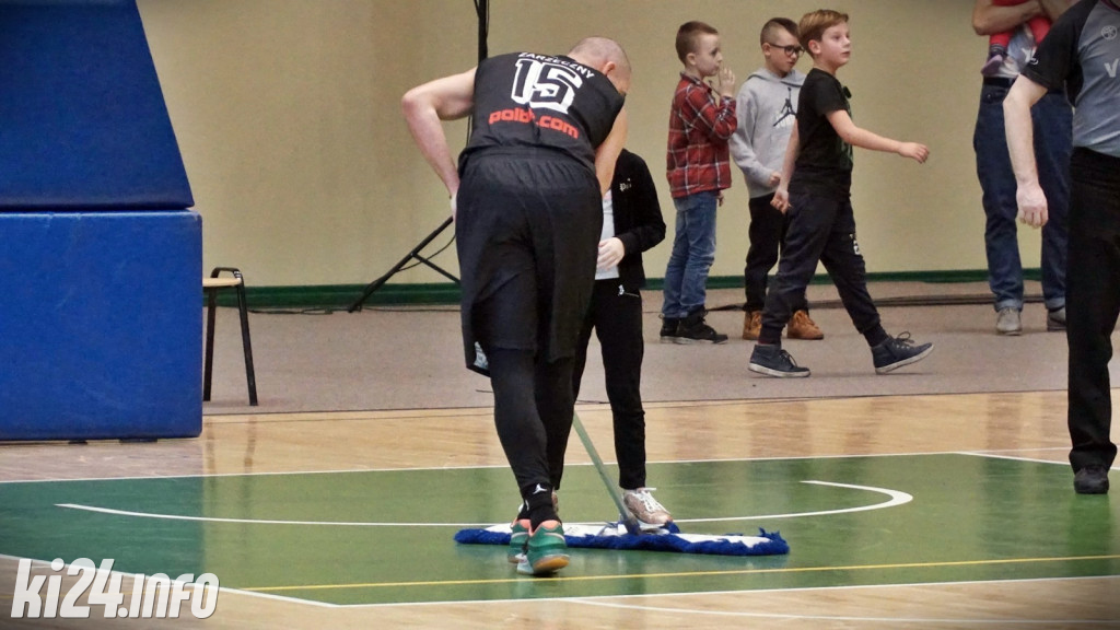 Domino wygrywa z Ogniwem Polbit Szczecin