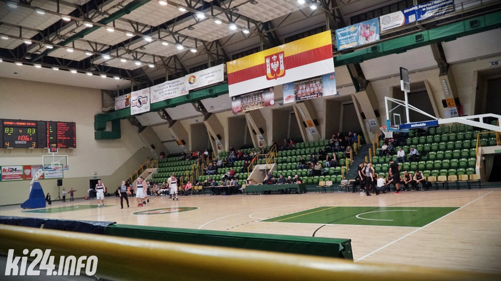 Domino wygrywa z Ogniwem Polbit Szczecin