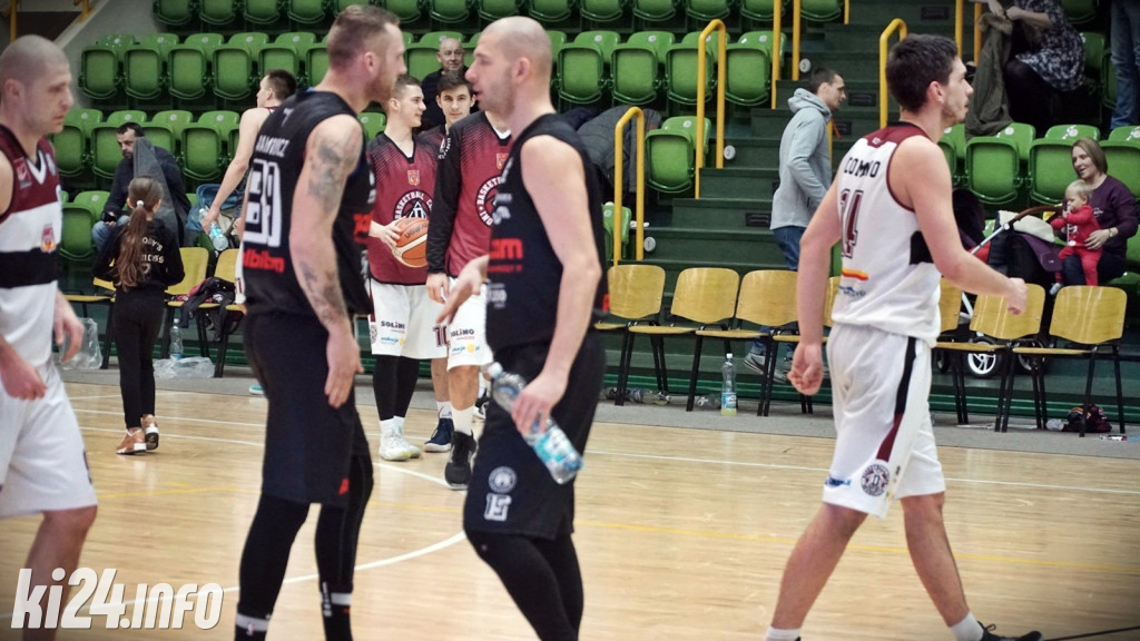 Domino wygrywa z Ogniwem Polbit Szczecin