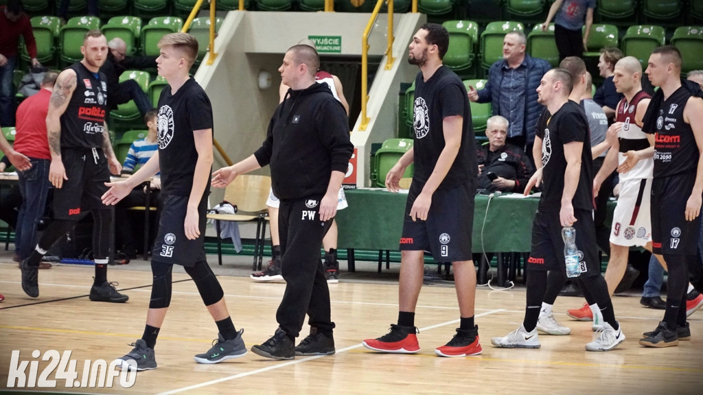 Domino wygrywa z Ogniwem Polbit Szczecin