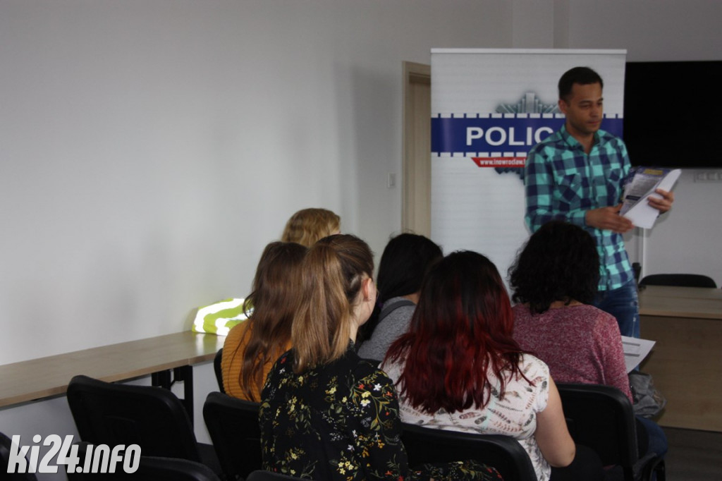 Dzień Kobiet w komendzie policji
