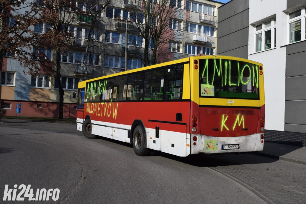 W Dzień Kobiet Jelcze odjeżdżają na emeryturę