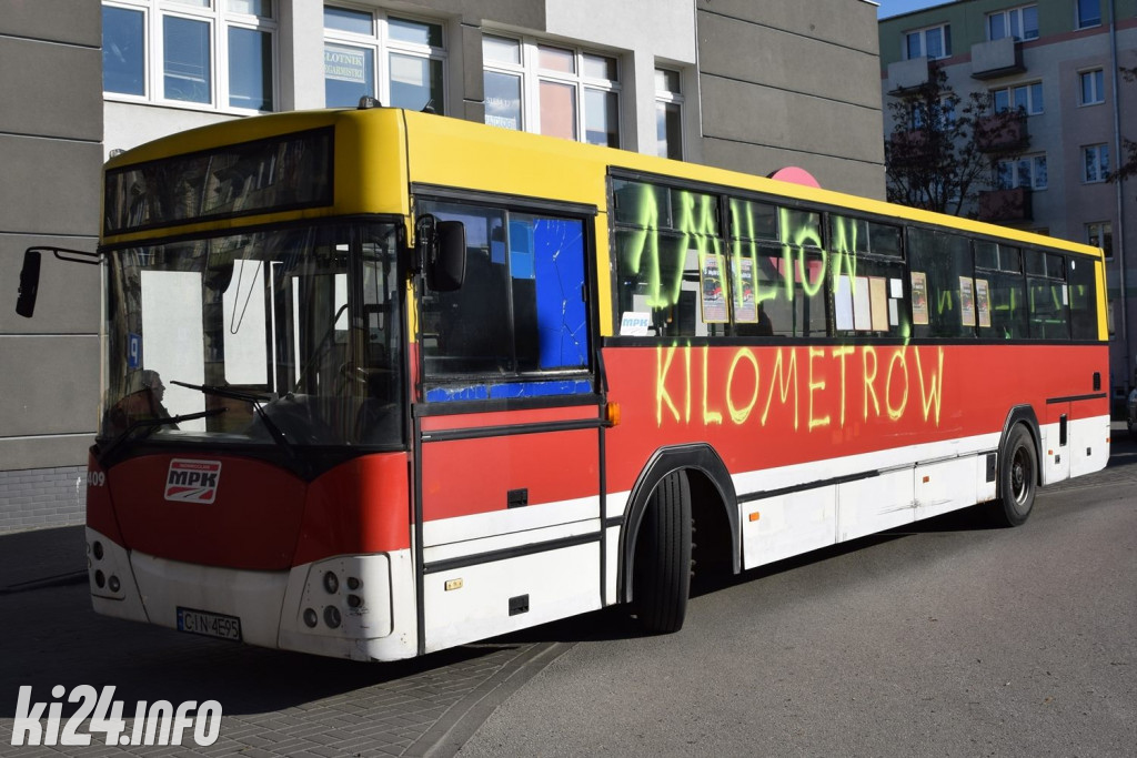 W Dzień Kobiet Jelcze odjeżdżają na emeryturę
