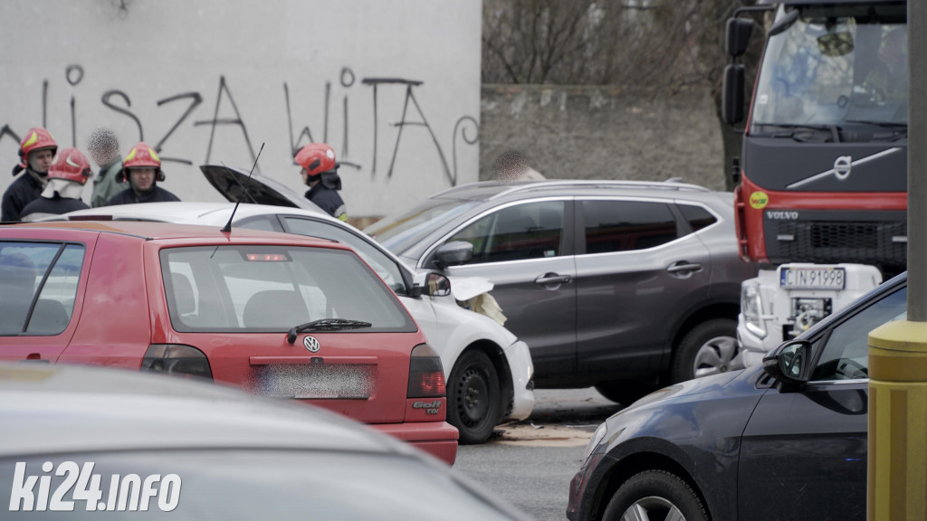 Groźny wypadek na skrzyżowaniu Dworcowej i Metalowców