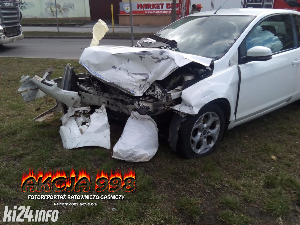 Groźny wypadek na skrzyżowaniu Dworcowej i Metalowców