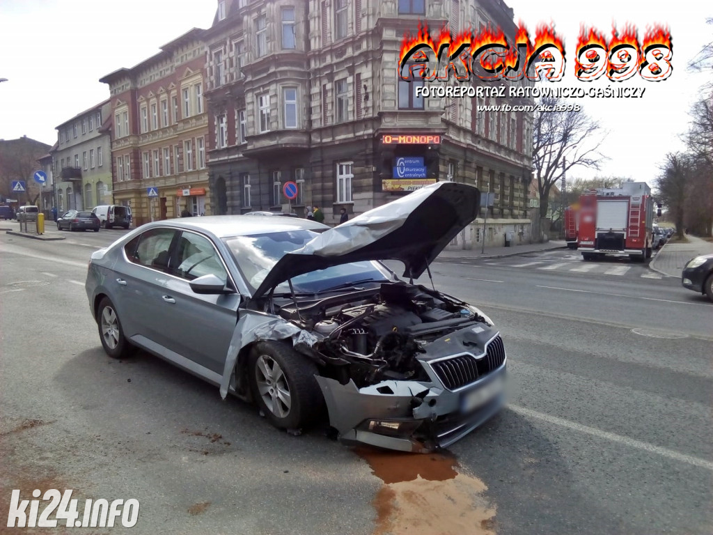 Groźny wypadek na skrzyżowaniu Dworcowej i Metalowców