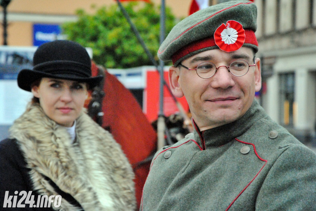 Niepodległościowa wystawa na inowrocławskim Rynku
