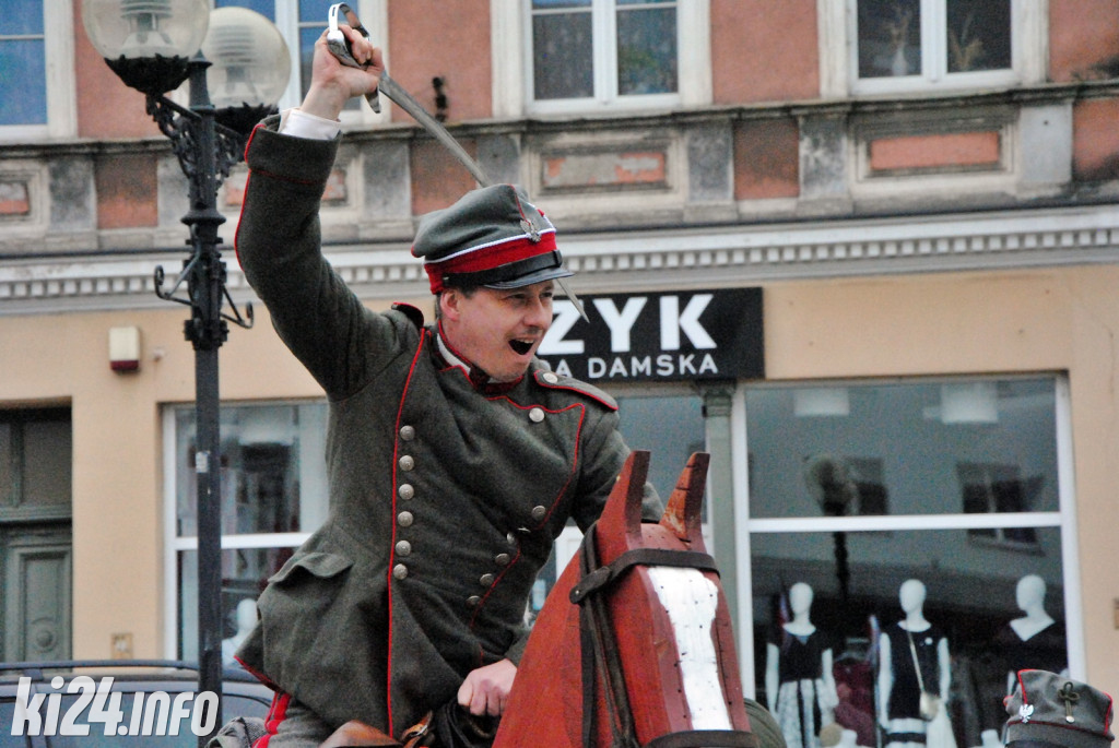 Niepodległościowa wystawa na inowrocławskim Rynku