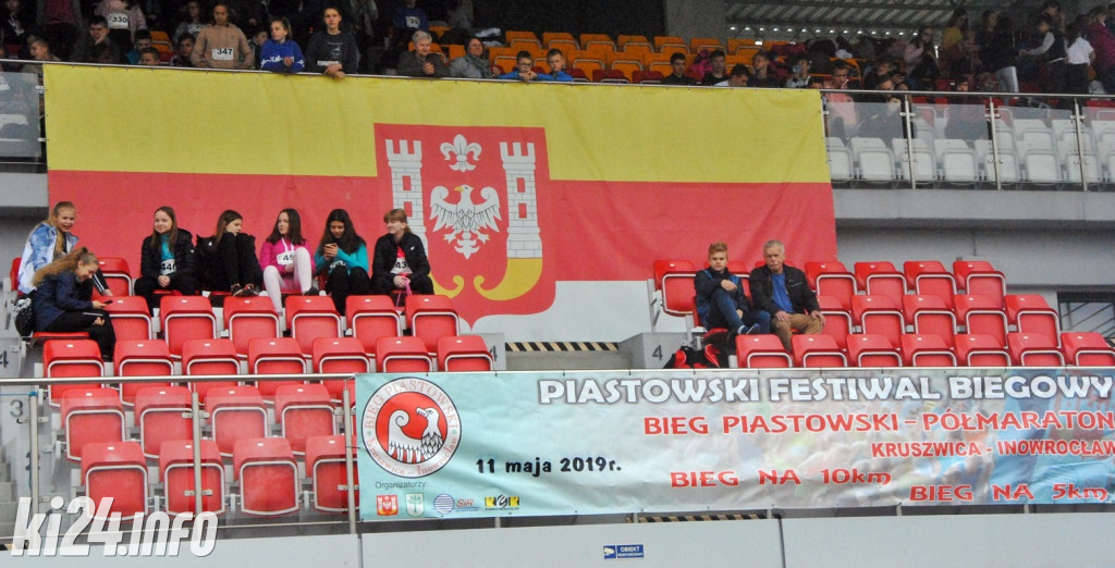 Jutro Piastowski Festiwal Biegowy, a już dziś biega młodzież