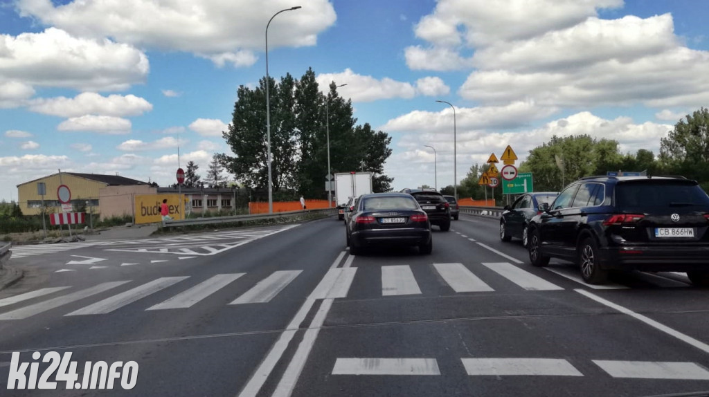Wielki korek na Dworcowej
