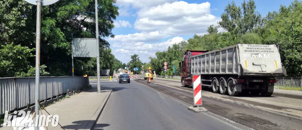 Wielki korek na Dworcowej