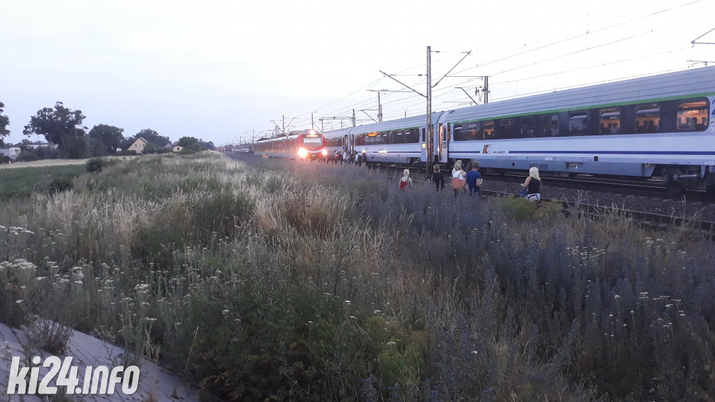Pod Janikowem zatrzymano pociąg pospieszny