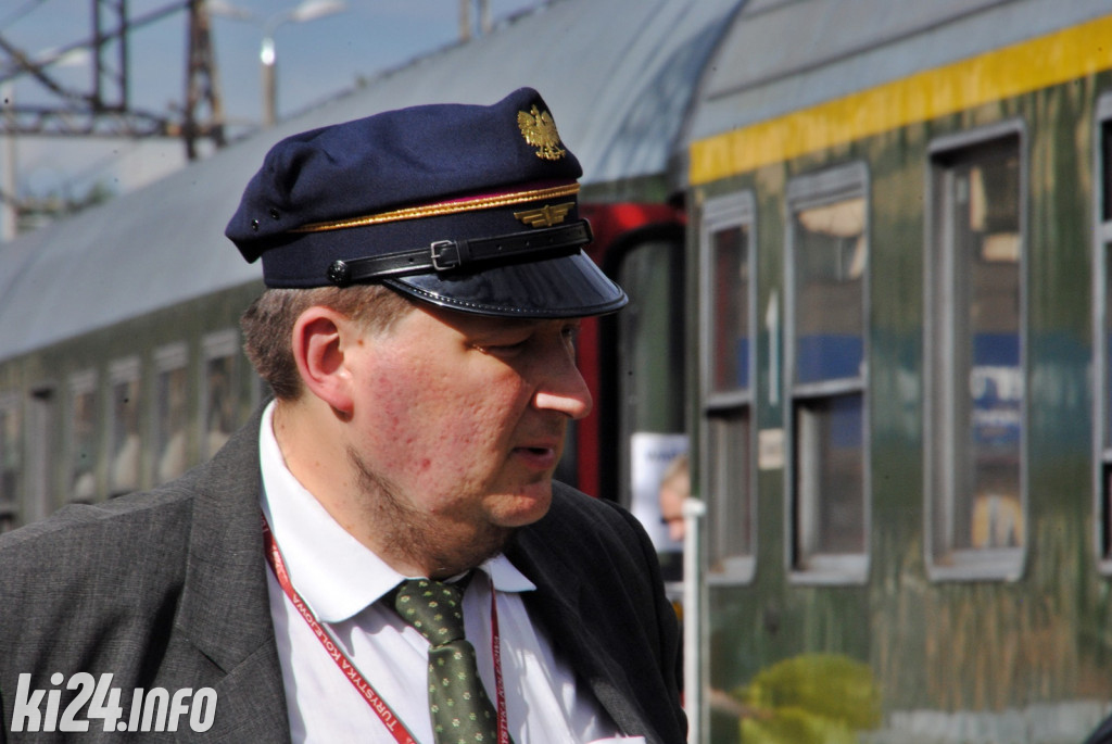 Zabytkowy pociąg Kujawy przyjechał do Inowrocławia