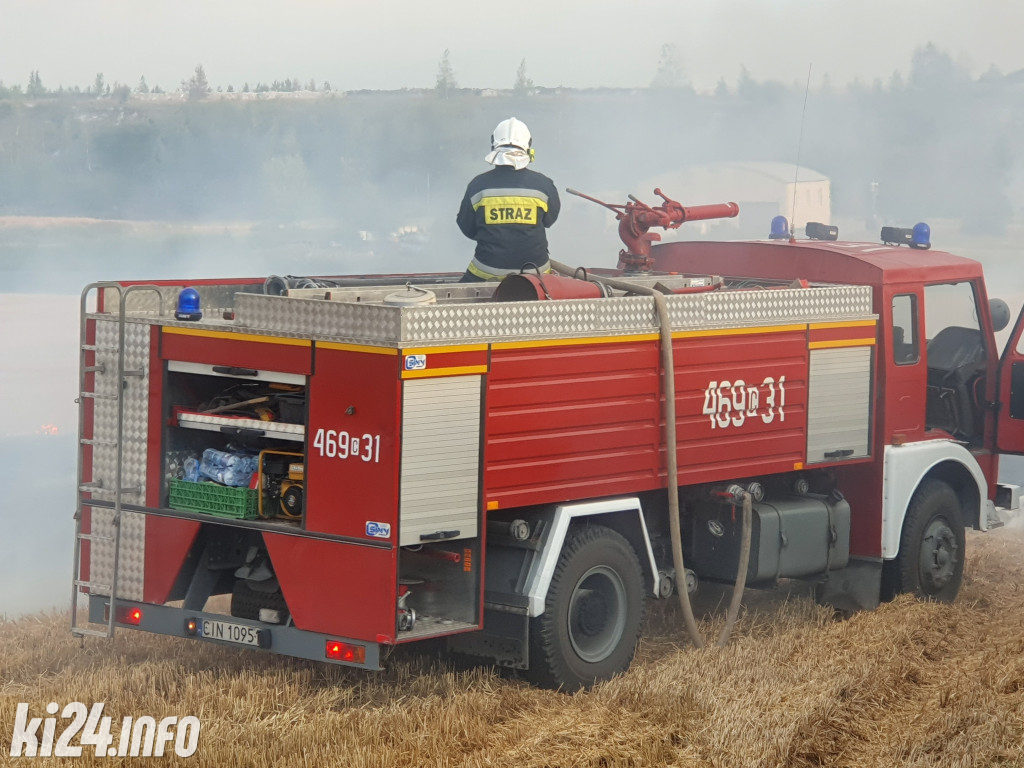 Pożar ścierniska w Mątwach