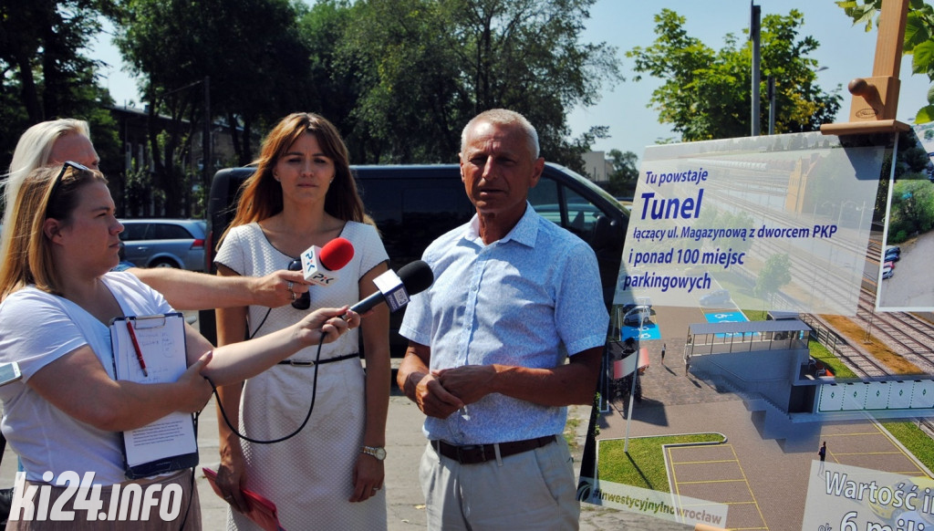 Konferencja nt.  budowy tunelu przy dworcu PKP