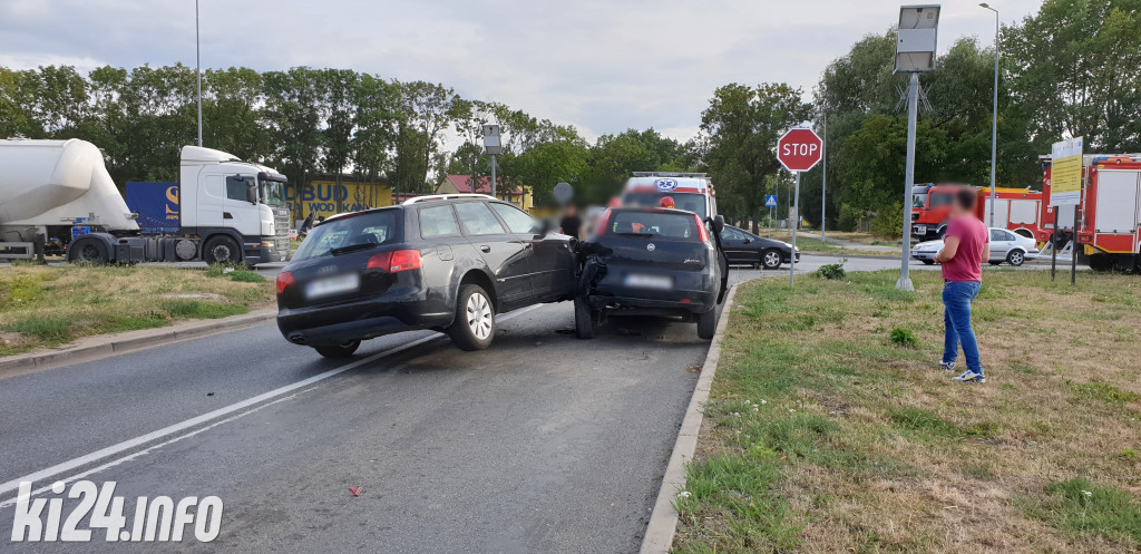 Pięć osobówek zderzyło się na Orłowskiej