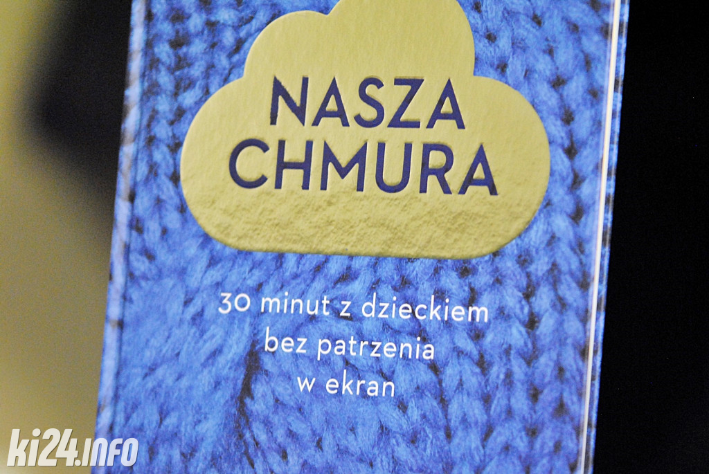 Otwarcie wystawy  w ramach projektu Poczytaj mi TATO