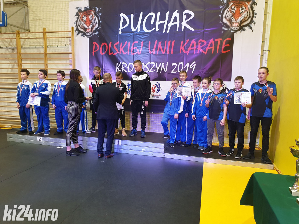 Młodzi karatecy z kolejnymi trofeami