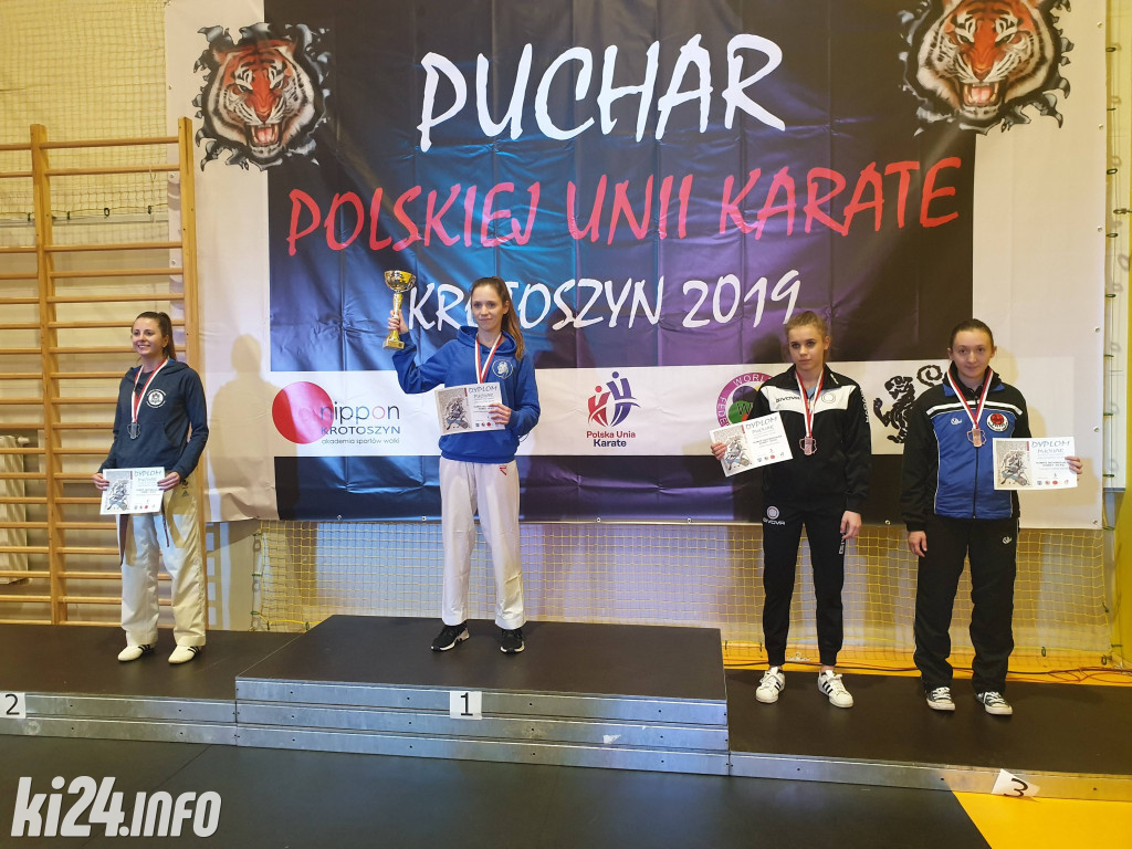 Młodzi karatecy z kolejnymi trofeami