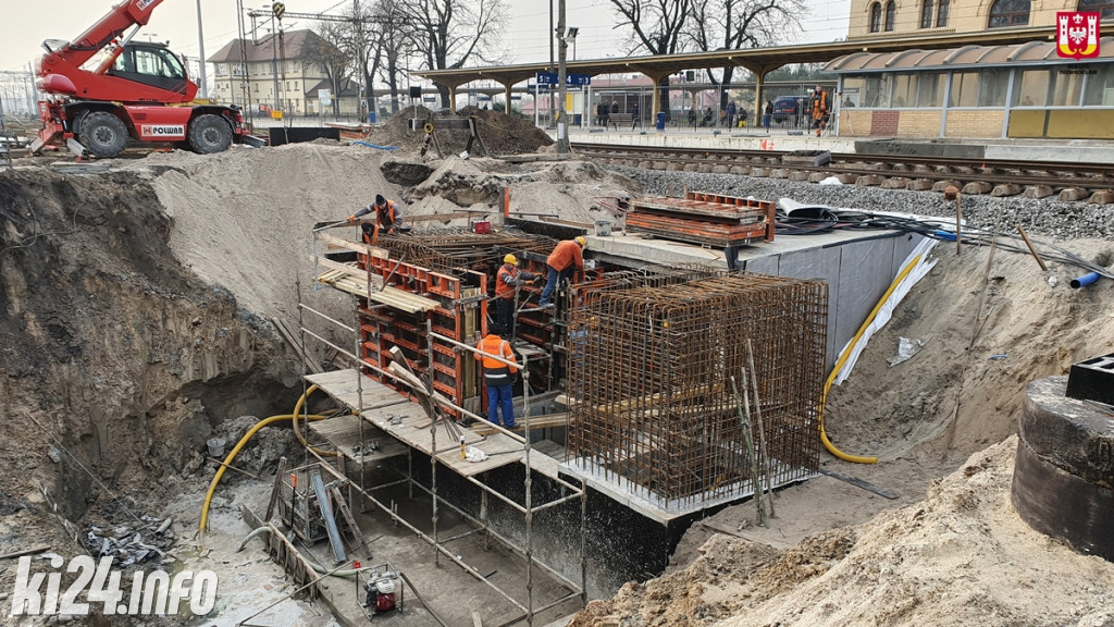 Przejście podziemne już pod torami