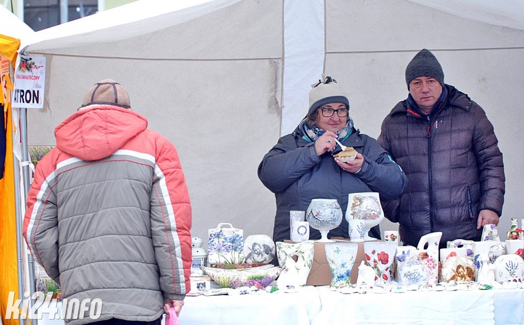 Świąteczny jarmark na Rynku