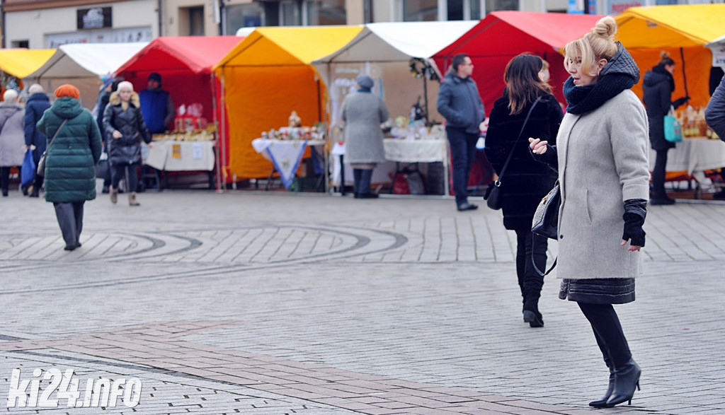 Świąteczny jarmark na Rynku