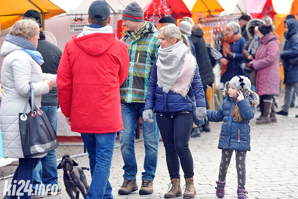 Świąteczny jarmark na Rynku