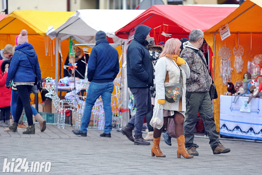 Świąteczny jarmark na Rynku