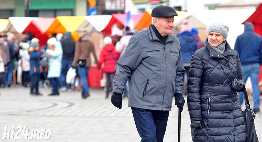 Świąteczny jarmark na Rynku