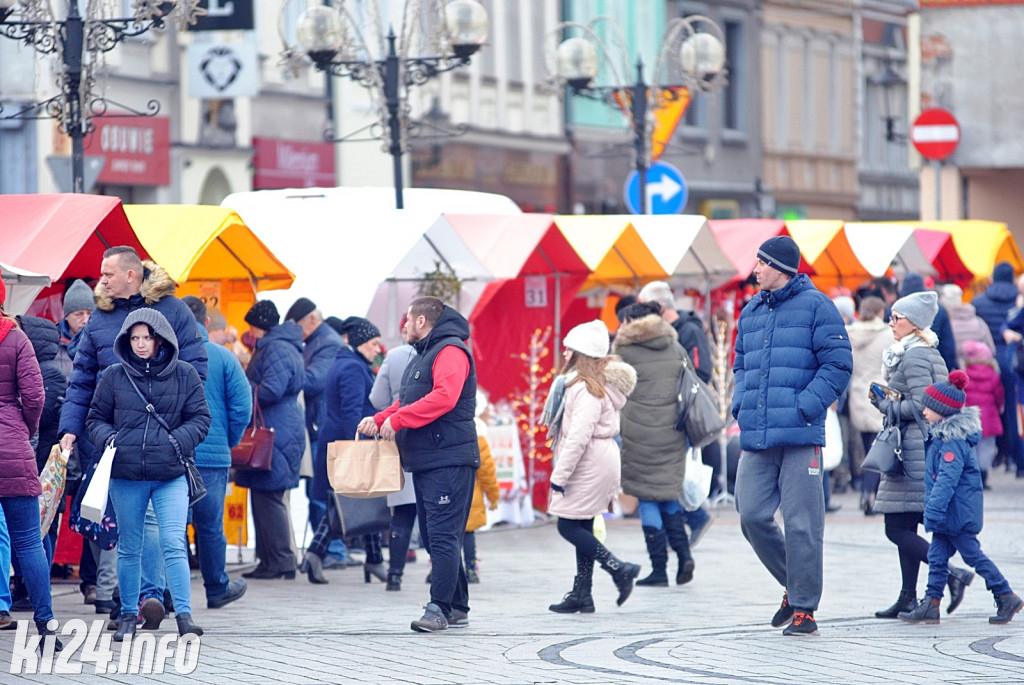 Świąteczny jarmark na Rynku