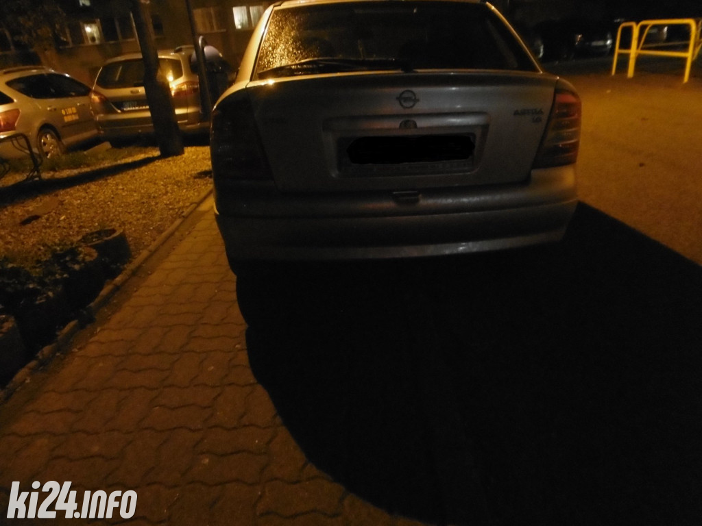 Listopadowi wirtuozi parkowania
