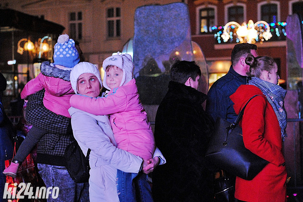 Otwarcie bożonarodzeniowej szopki na Rynku
