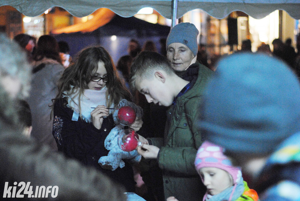Otwarcie bożonarodzeniowej szopki na Rynku