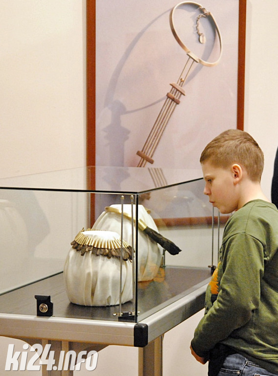 1000 lat w naszyjnikach. Wystawa w muzeum