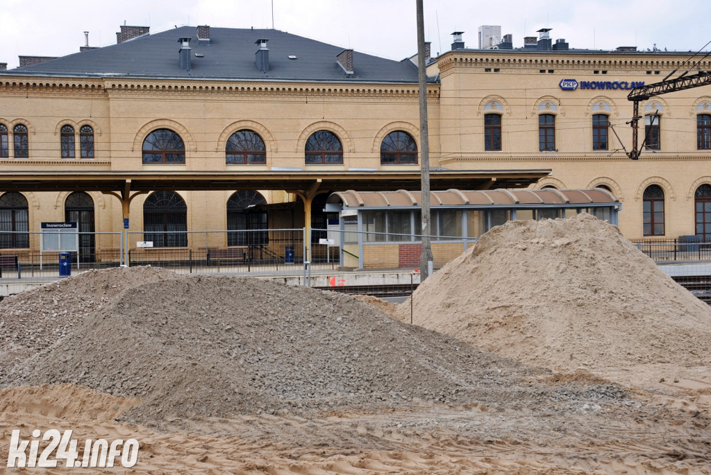 Budowa tunelu i parkingu na dworcu PKP