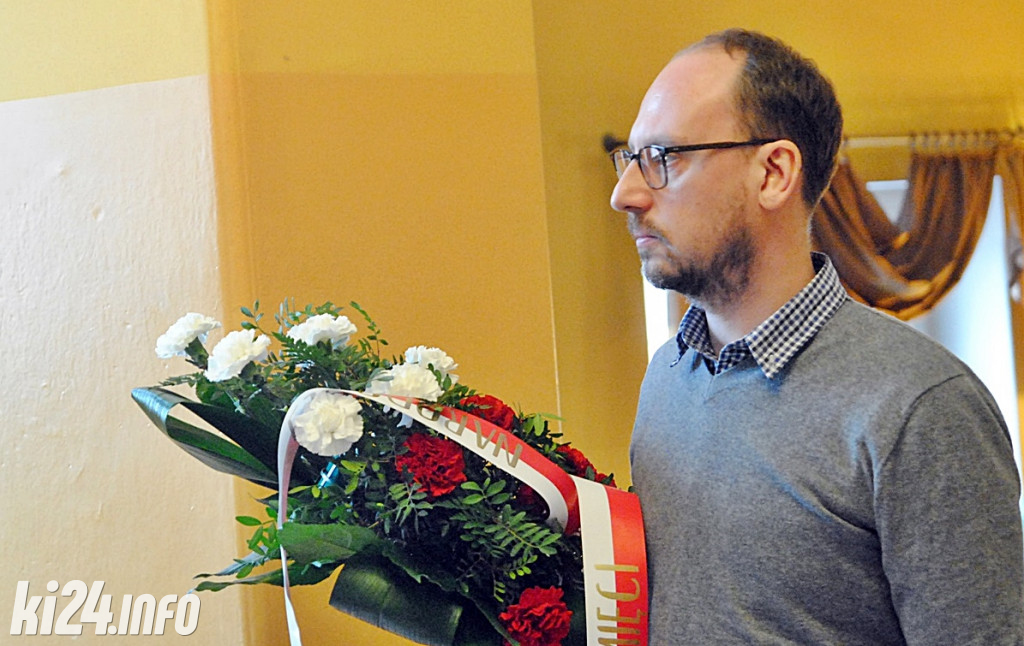 Odsłonięcie tablic w I LO ku pamięci ofiar represji stalinowskich
