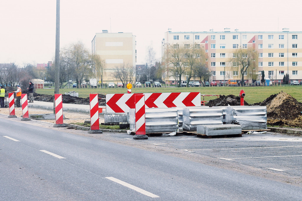 Budowa parkingu przy ul. Błażka